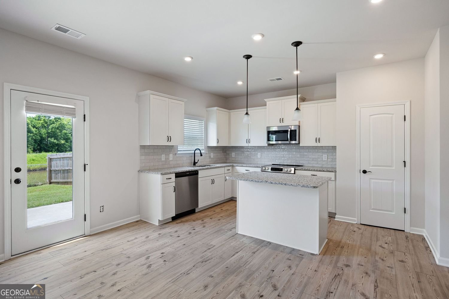 622 Summerfield Lane Cartersville - Photo 13