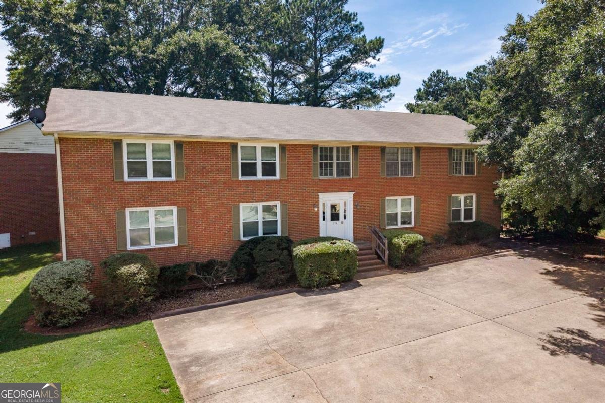114 Barrington Drive Athens - main photo