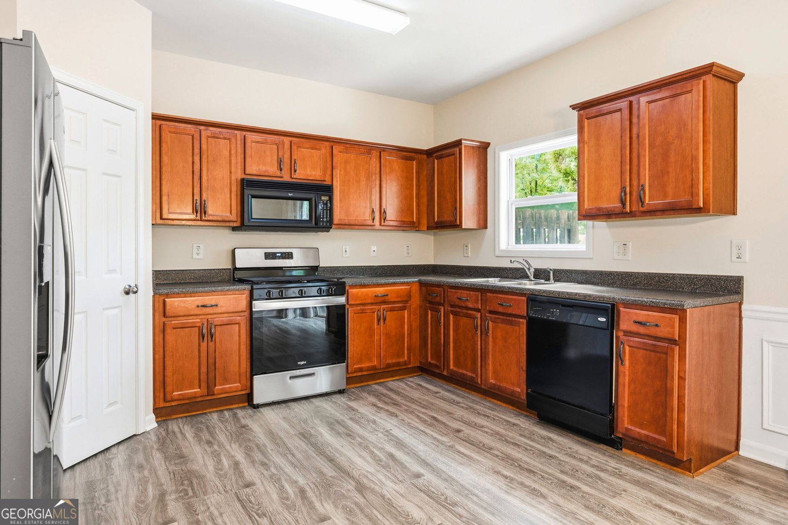 2079 Lakeshore Overlook Drive Kennesaw - Photo 10