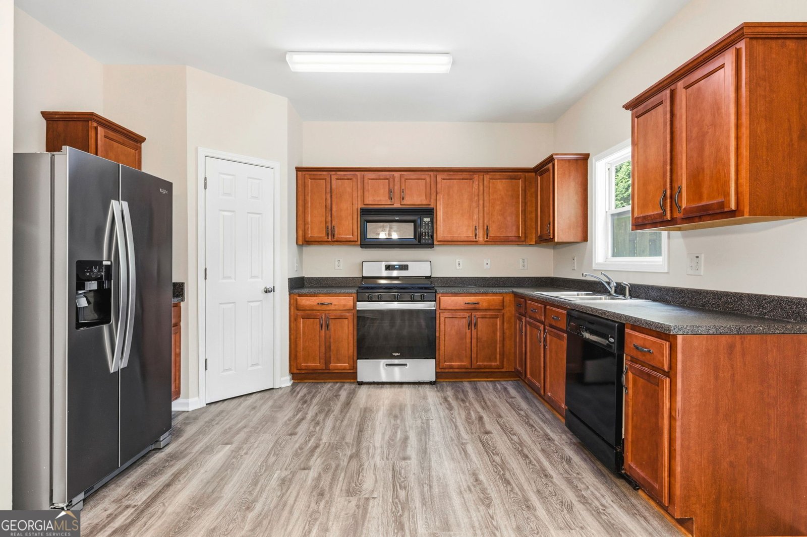 2079 Lakeshore Overlook Drive Kennesaw - Photo 11