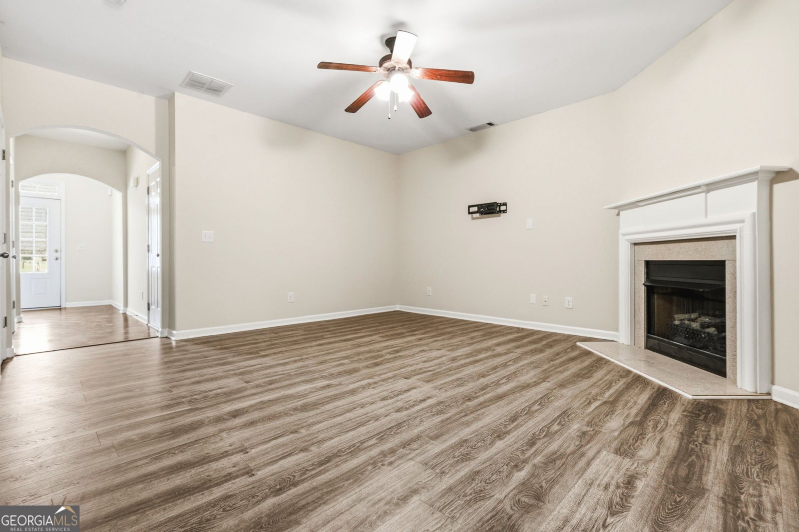 2079 Lakeshore Overlook Drive Kennesaw - Photo 7