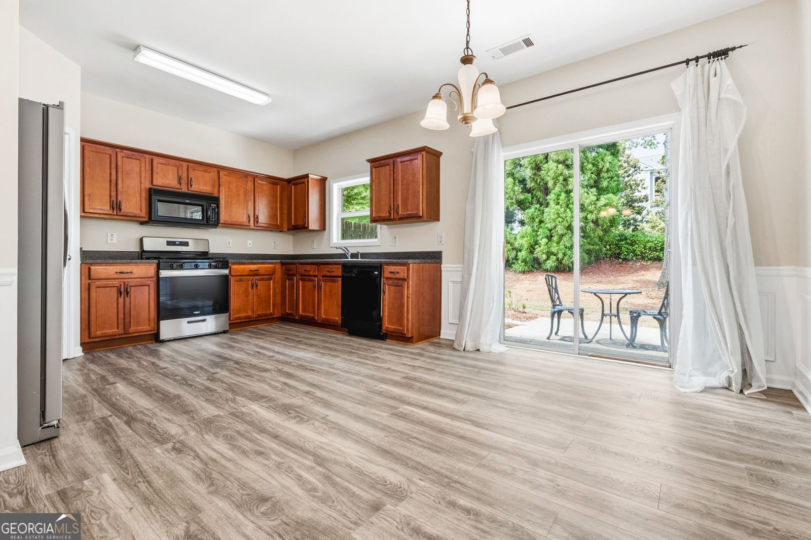 2079 Lakeshore Overlook Drive Kennesaw - Photo 9