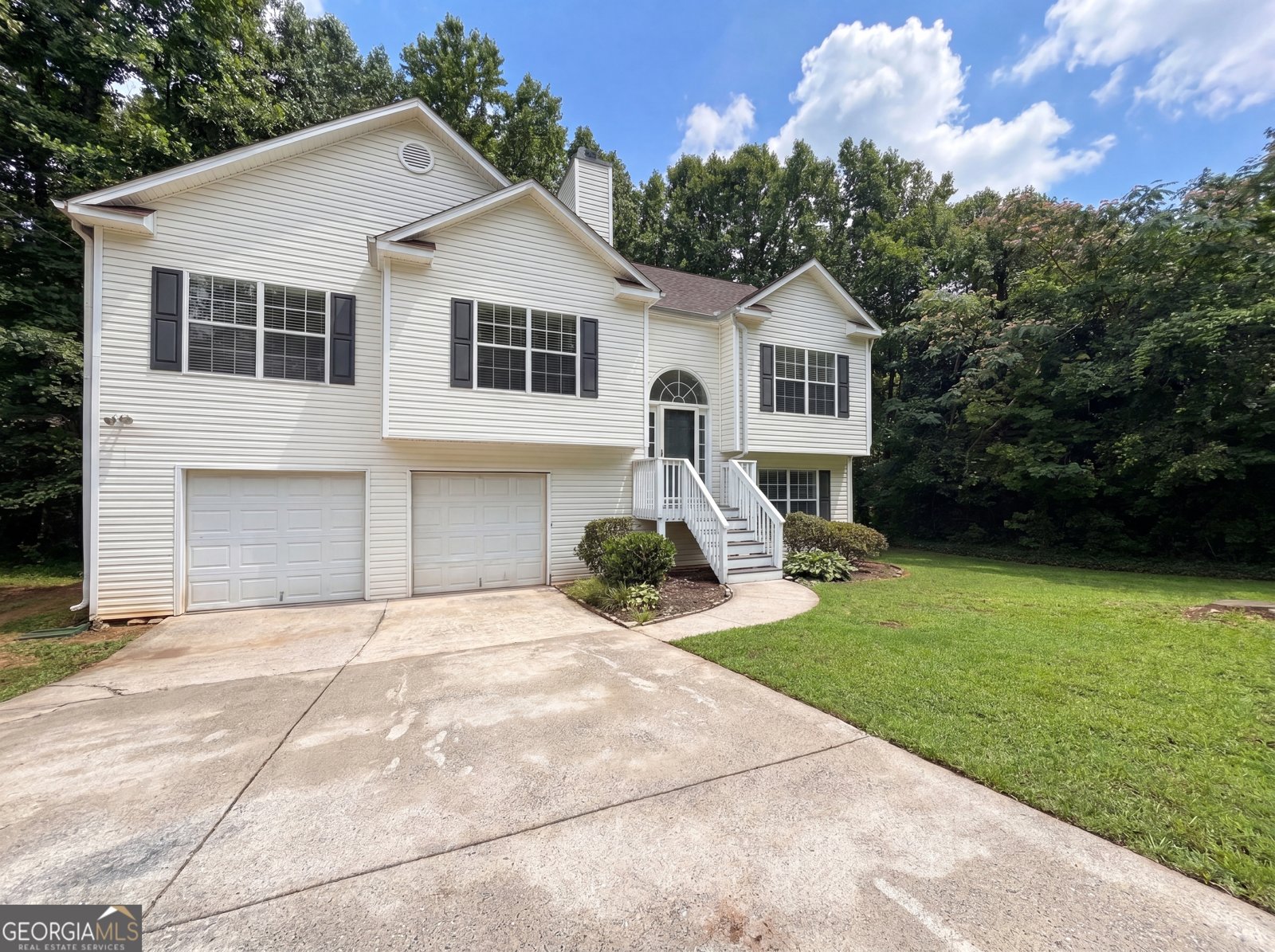 6949 Fairway Trail Austell - main photo