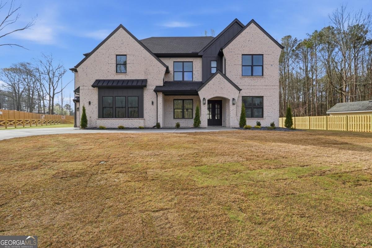 2200 OLD FOUNTAIN Road Lawrenceville - main photo