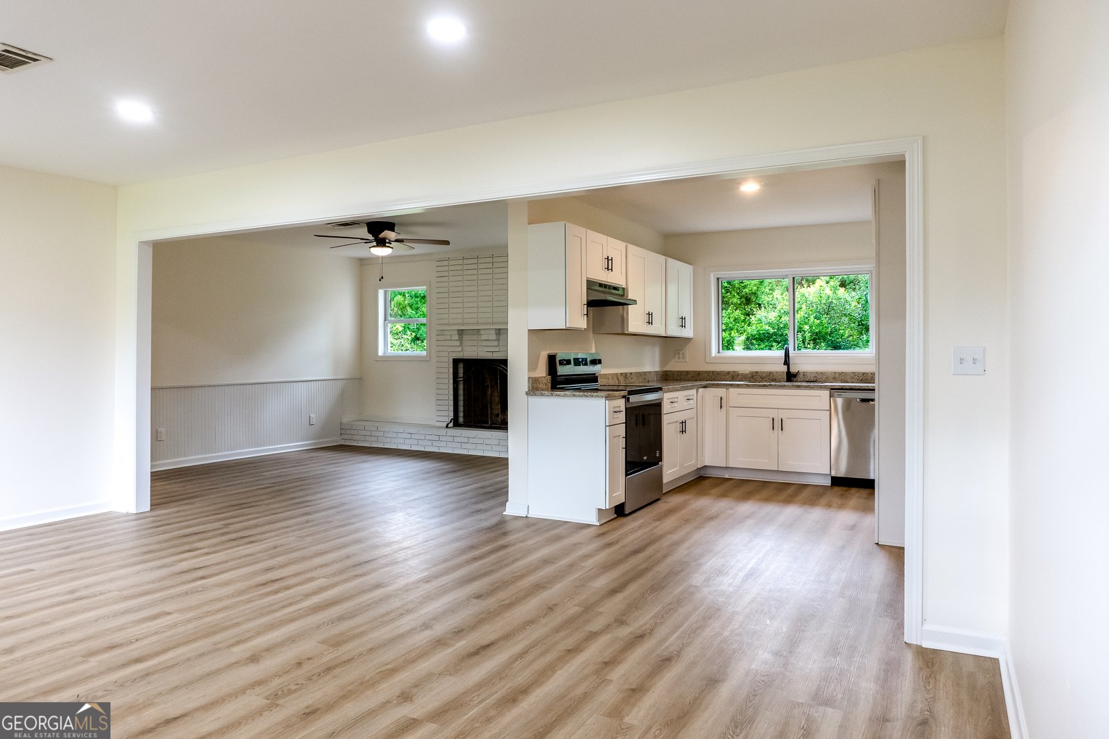 2057 Proctor Street Rentz - Photo 13