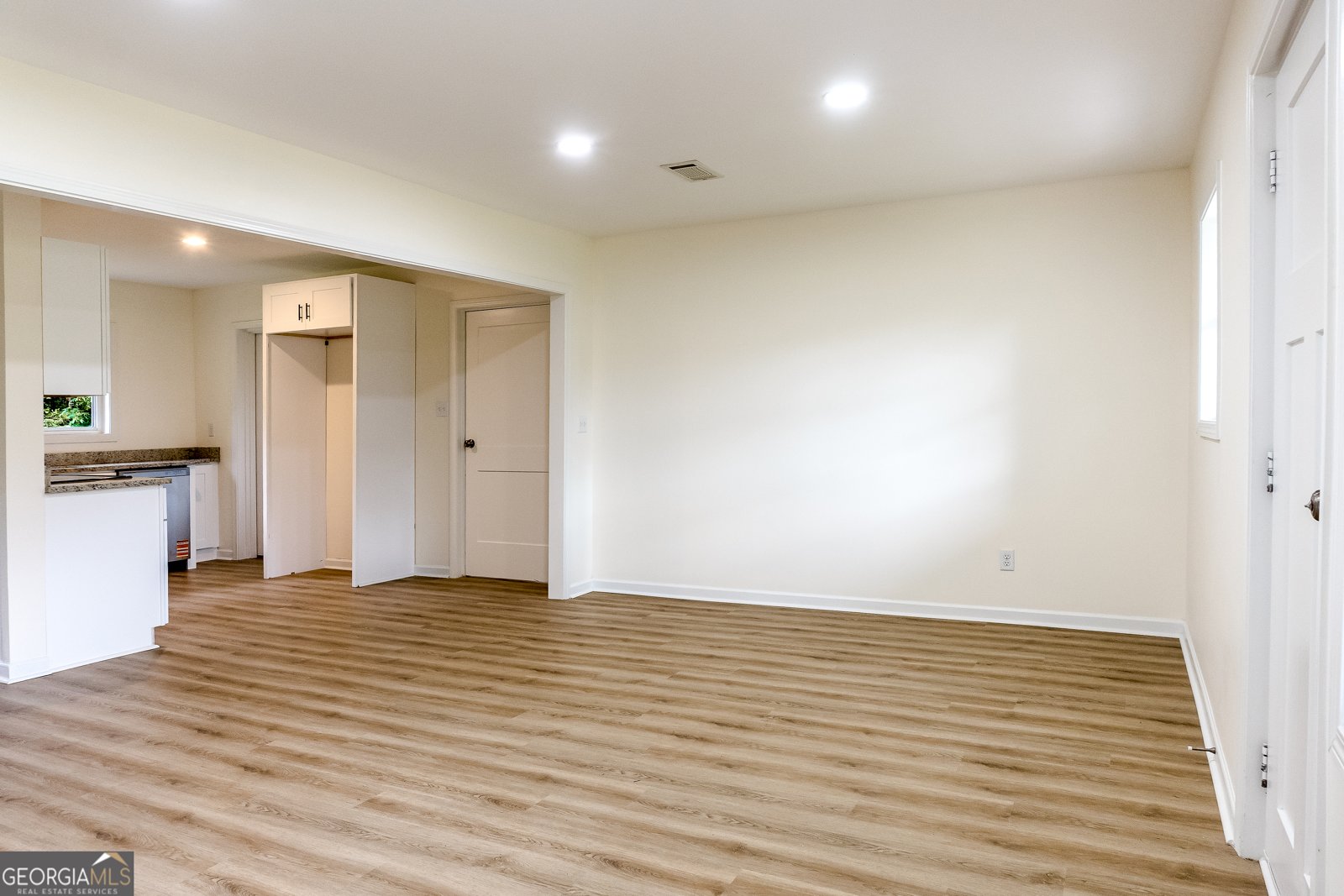 2057 Proctor Street Rentz - Photo 9