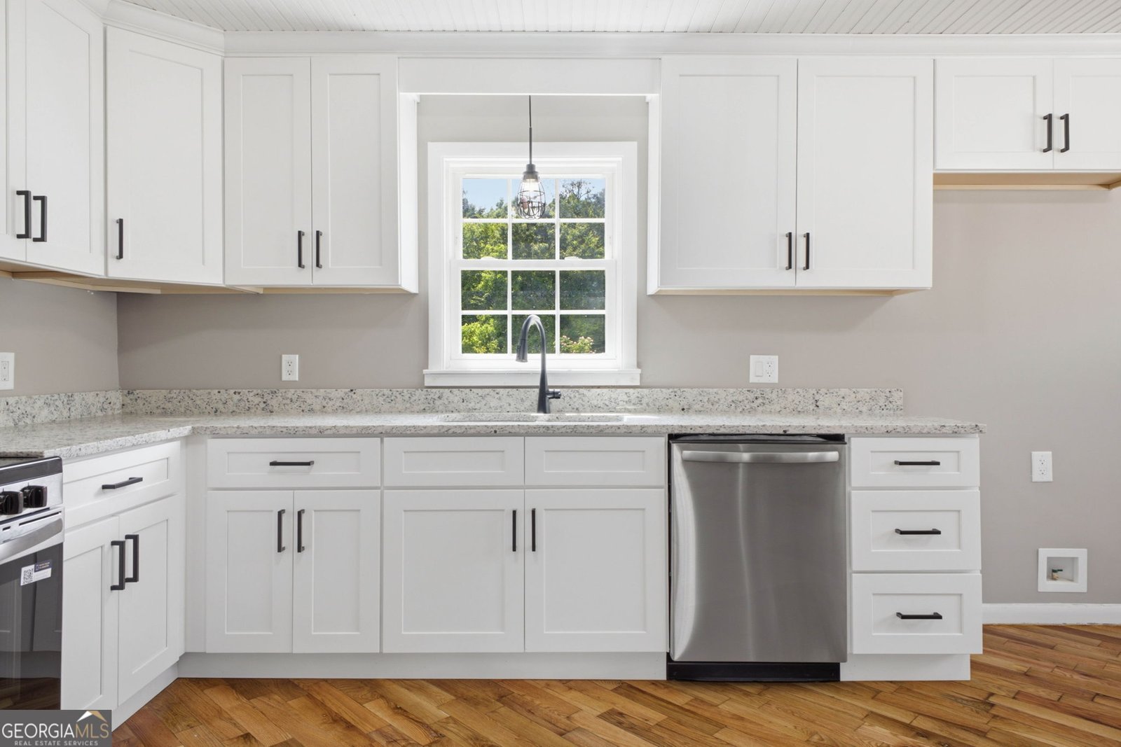 1576 Highway 100 Summerville - Photo 11