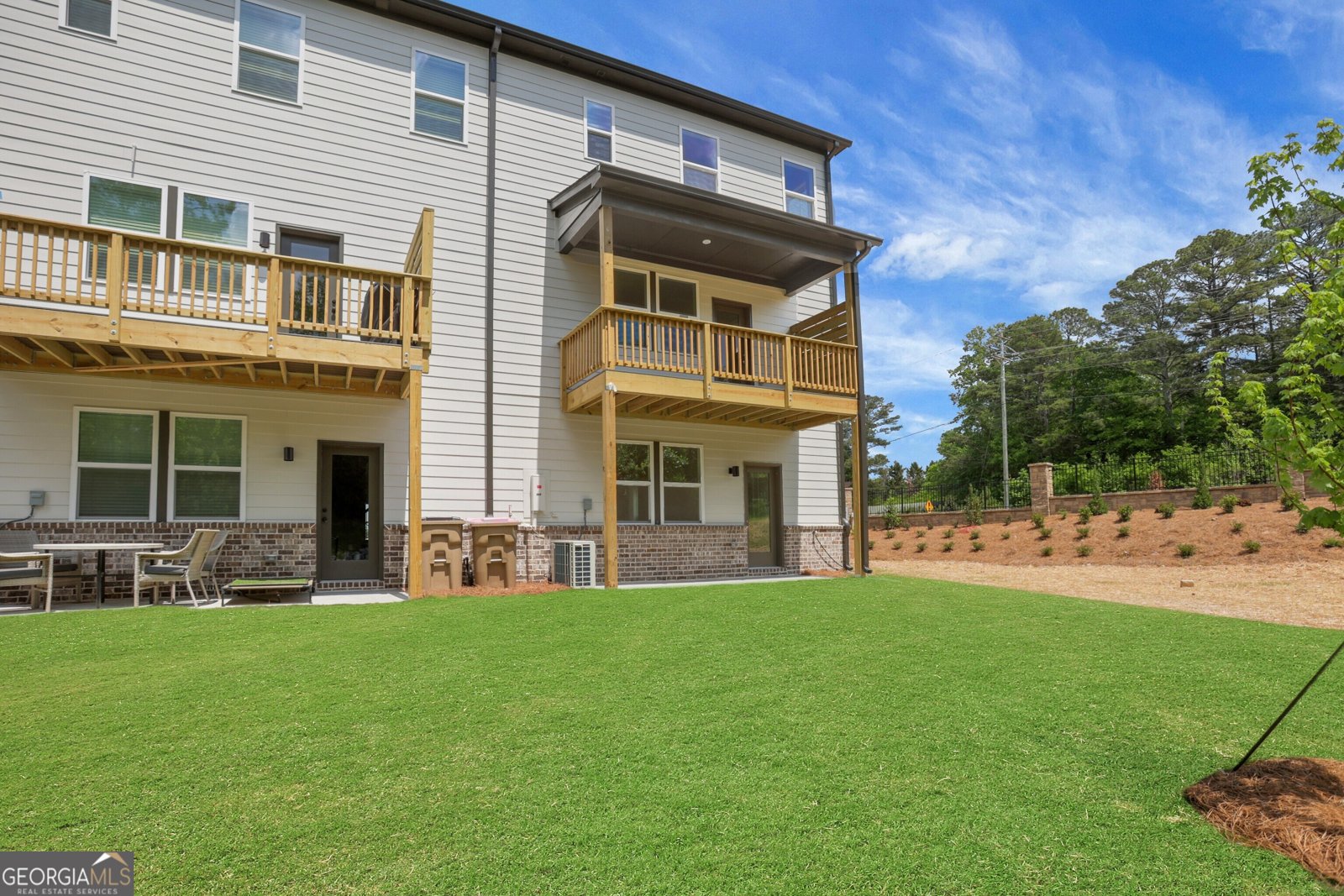 386 Sunset Hollow Street Sugar Hill - Photo 16