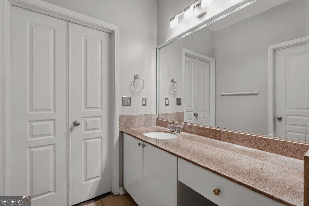 10 Perimeter Summit Boulevard Atlanta - Photo 15