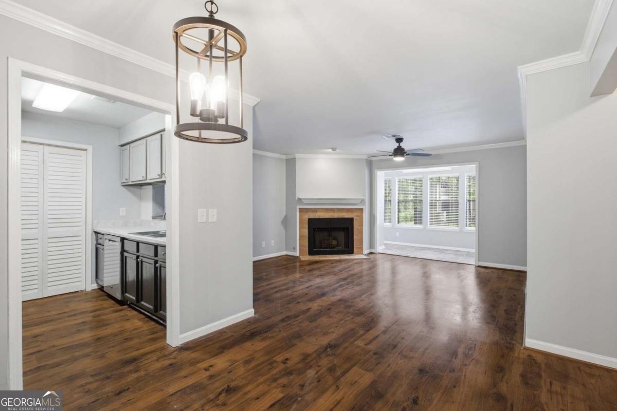 619 Barrington Hills Drive Atlanta - Photo 10