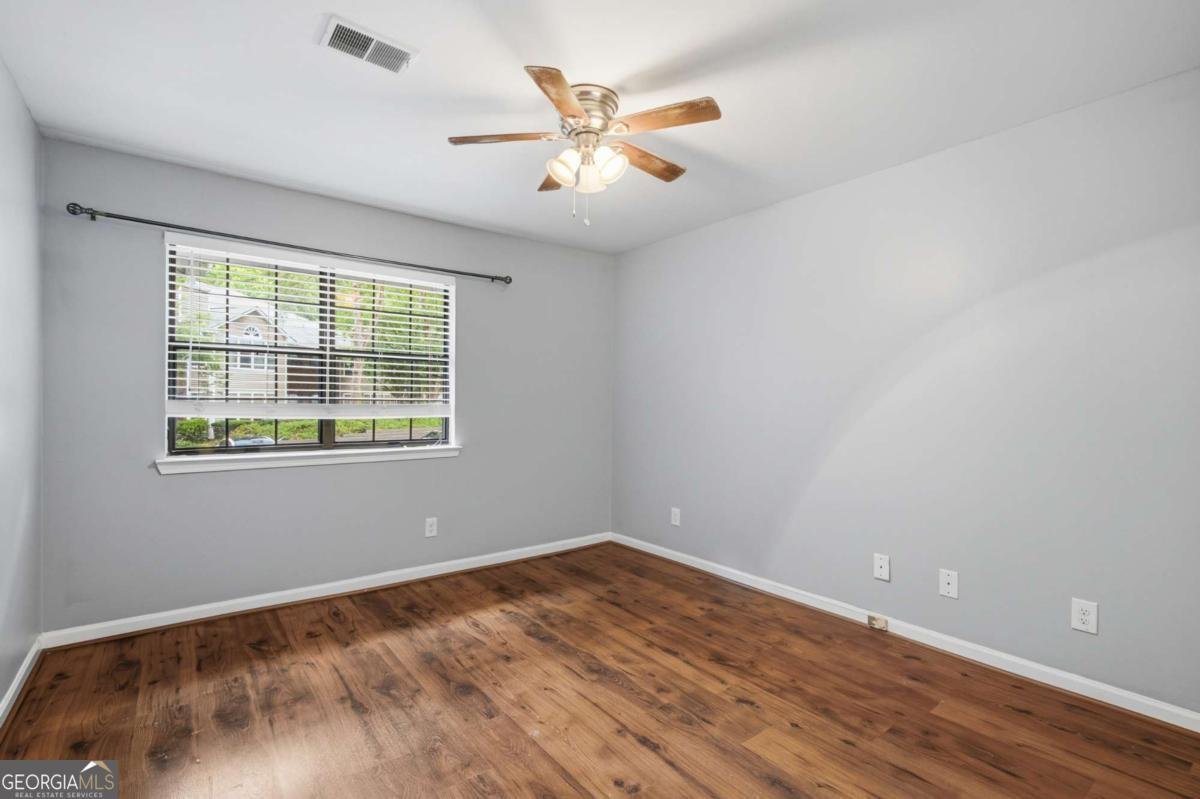 619 Barrington Hills Drive Atlanta - Photo 19