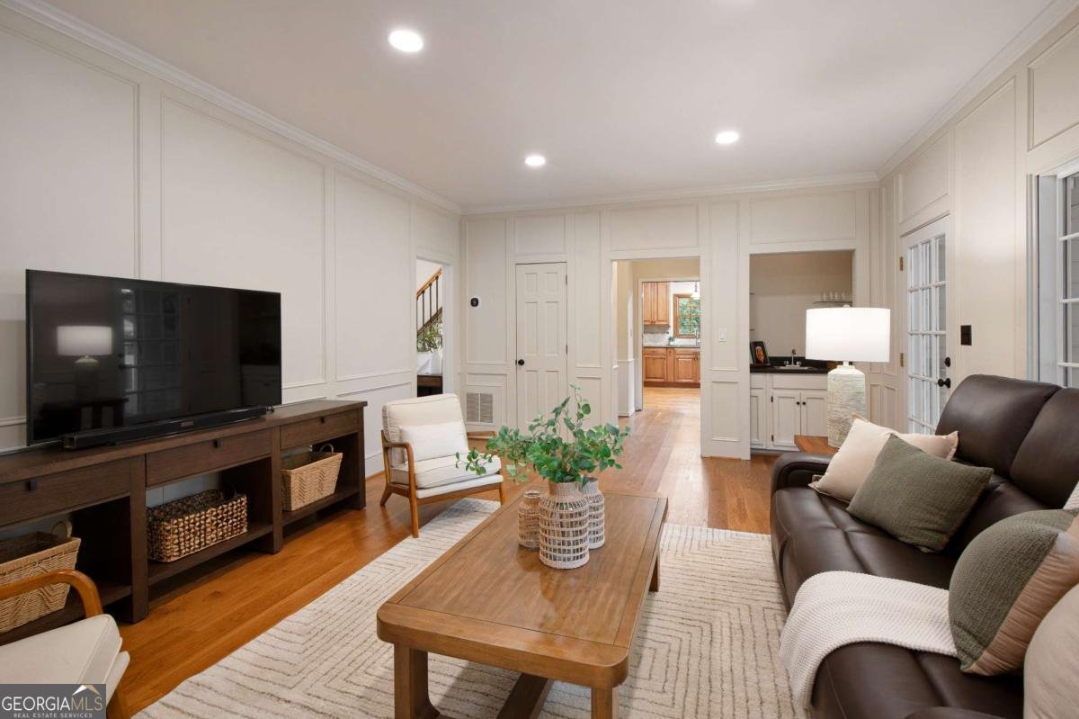 4697 Woodstone Lane Peachtree Corners - Photo 10