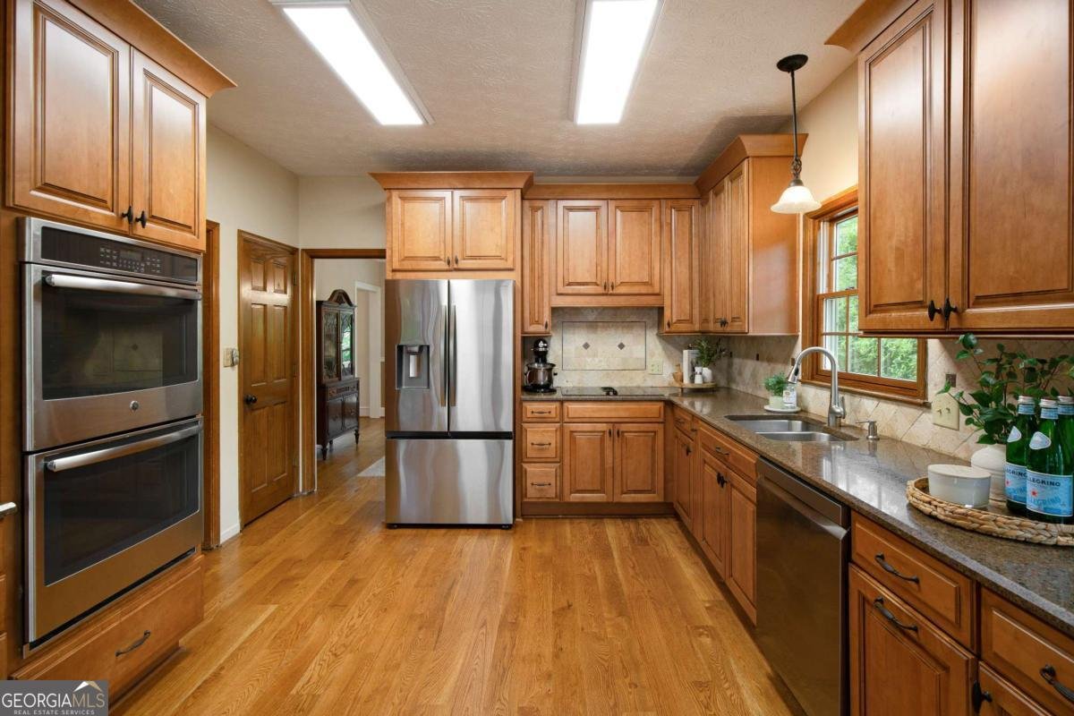4697 Woodstone Lane Peachtree Corners - Photo 18