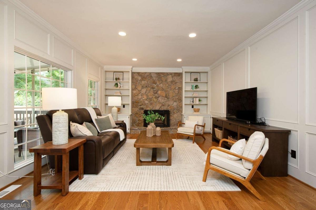 4697 Woodstone Lane Peachtree Corners - Photo 8