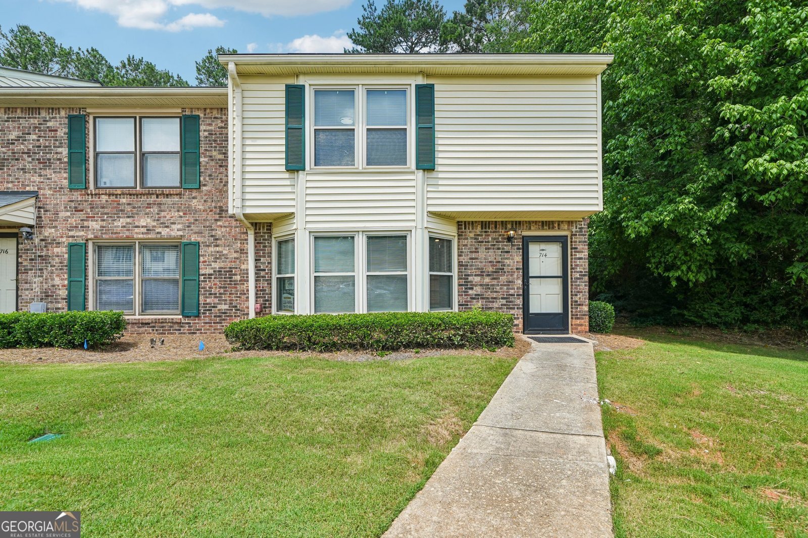 714 Longleaf Drive Lawrenceville - main photo