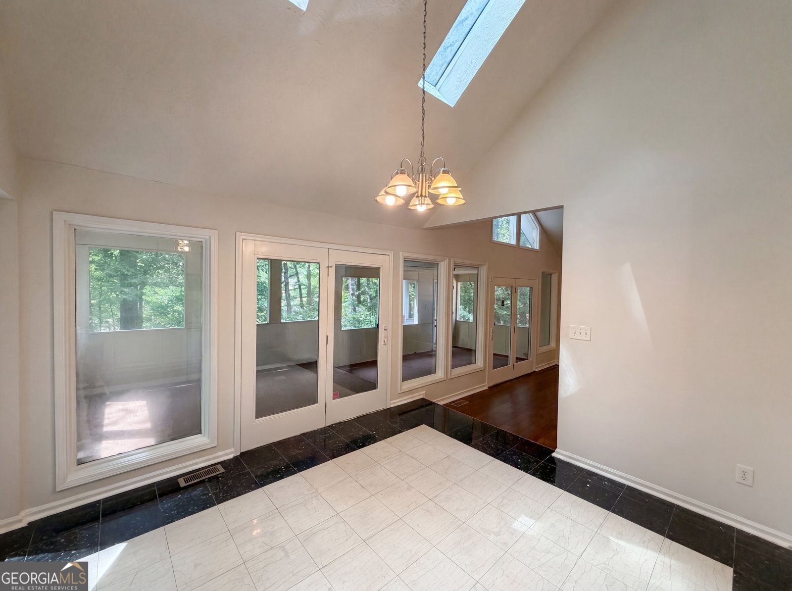 442 Hastings Way Jonesboro - Photo 9
