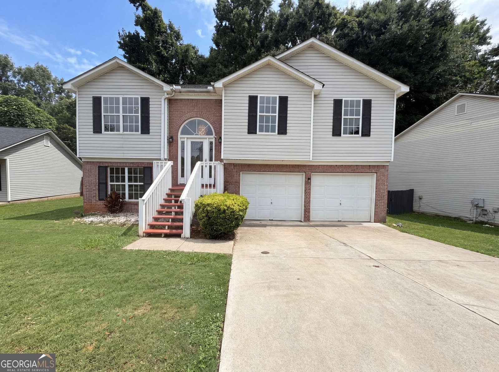 2195 Clayton Ridge Lithonia - main photo