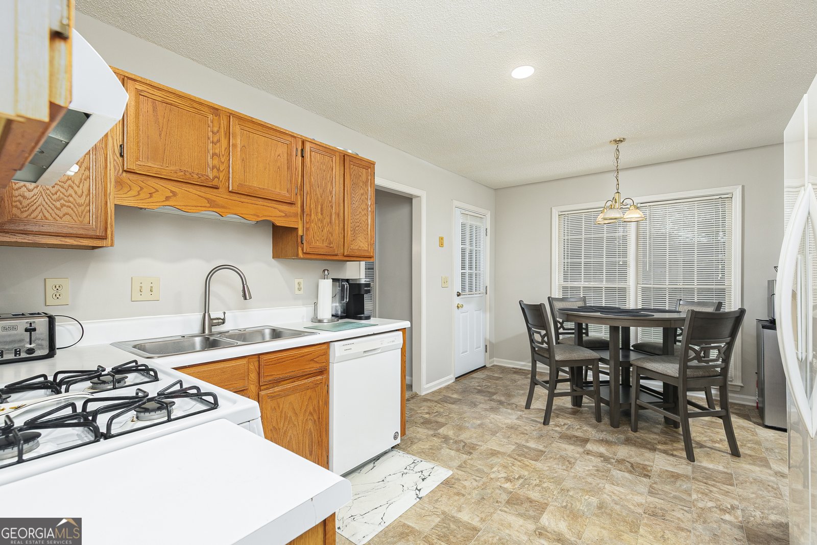 5216 Glendora Court Powder Springs - Photo 10