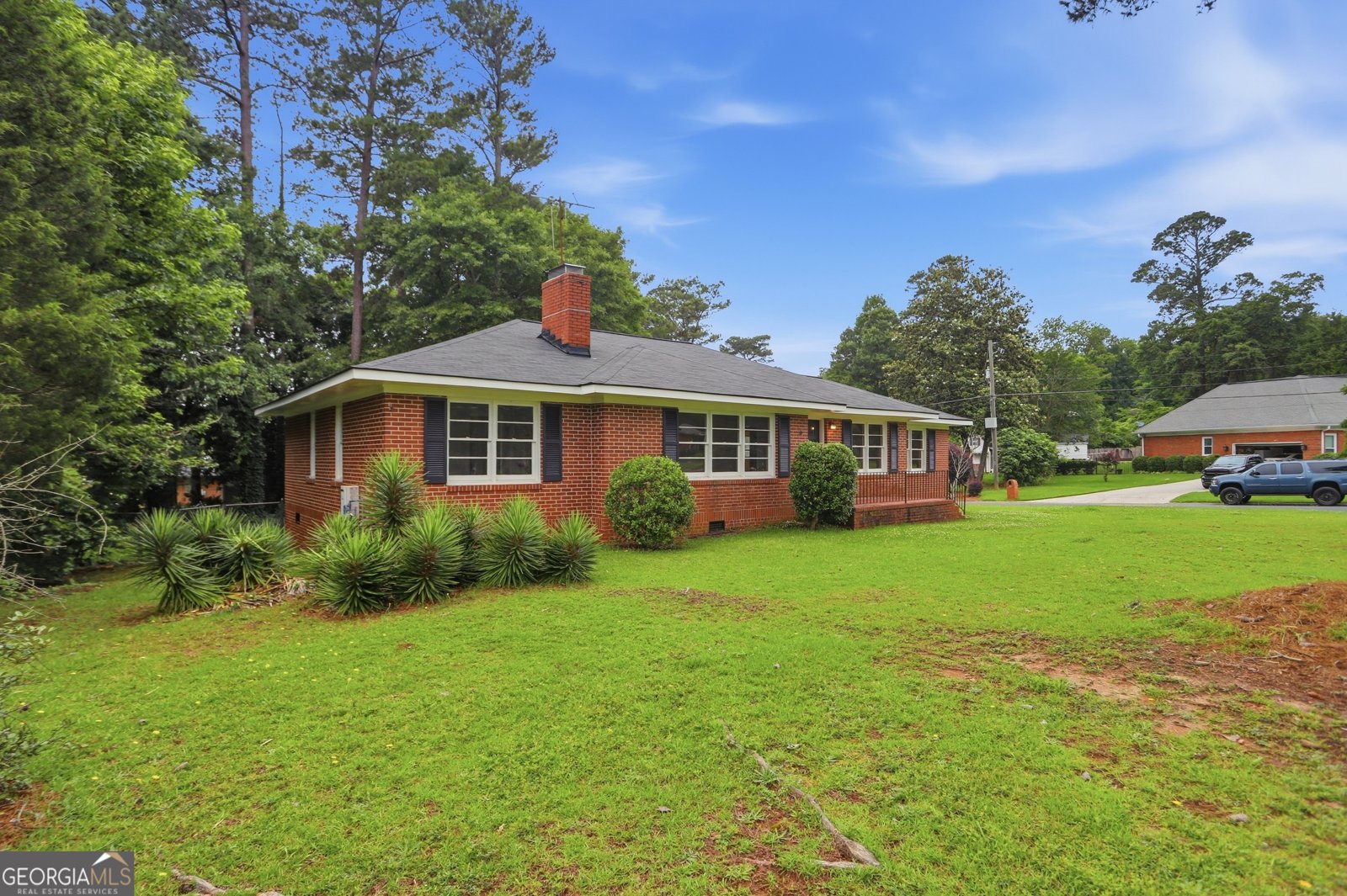 1101 Skyline Drive Griffin - Photo 7