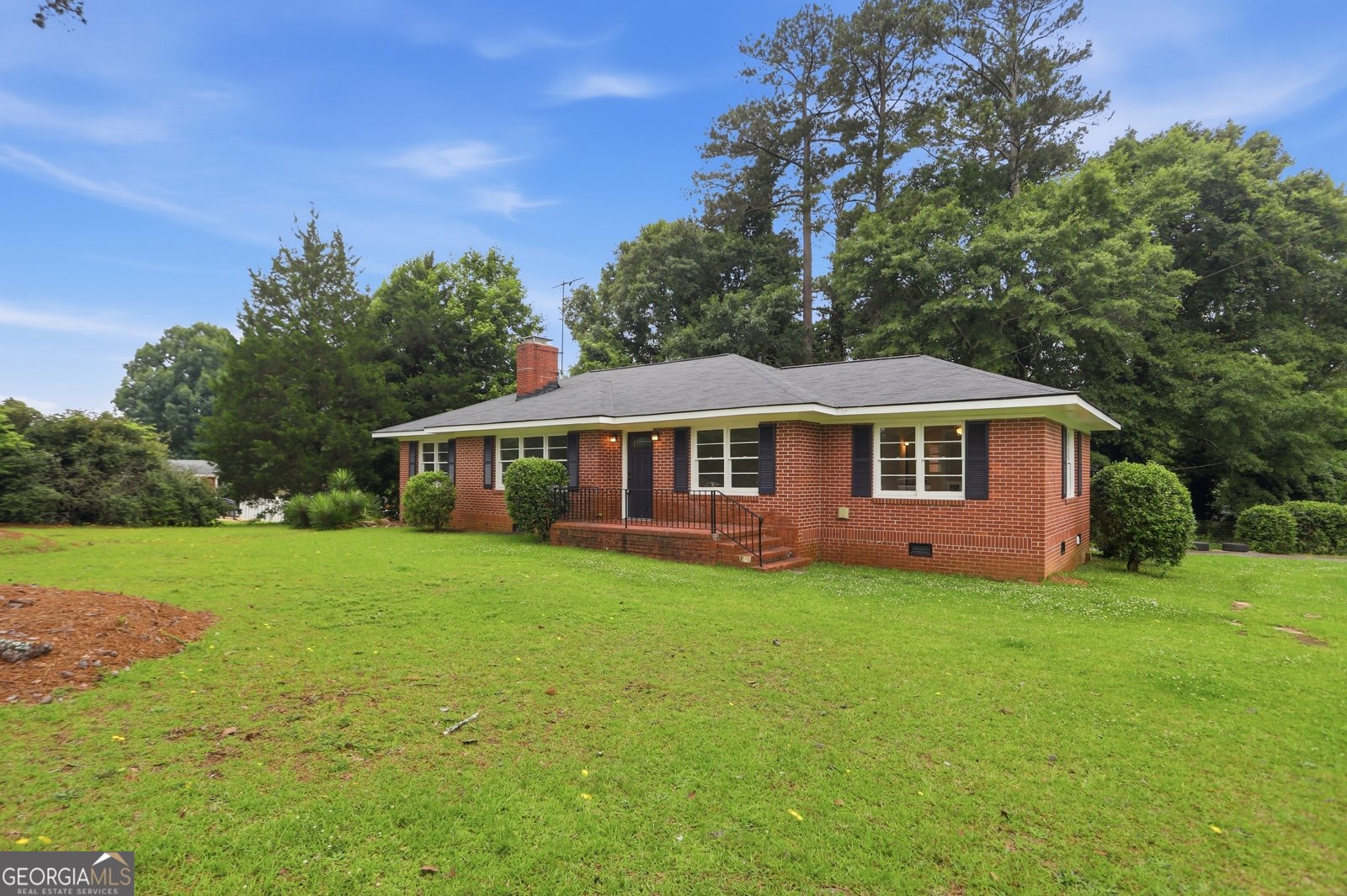1101 Skyline Drive Griffin - Photo 8