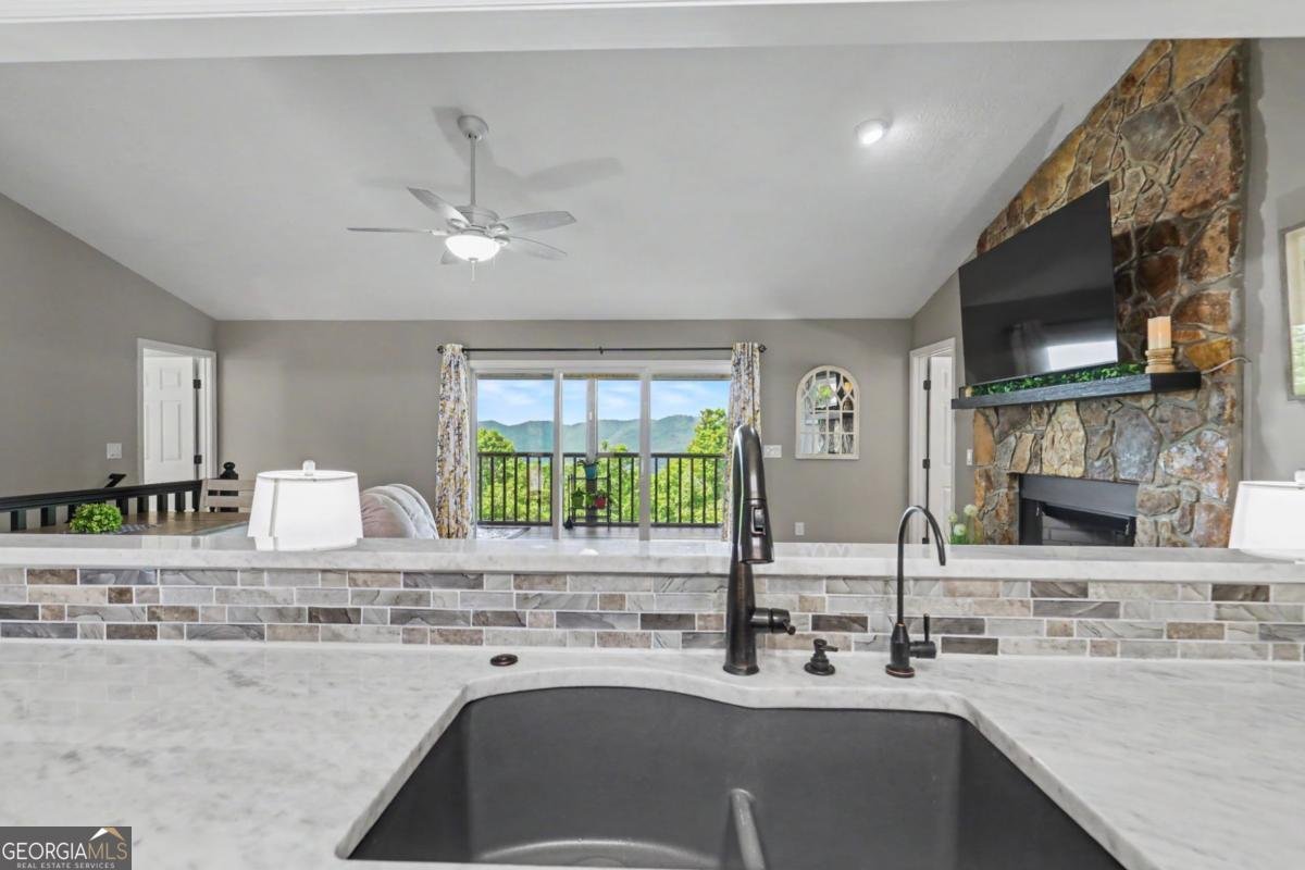 1157 Summit Way Blairsville - Photo 18
