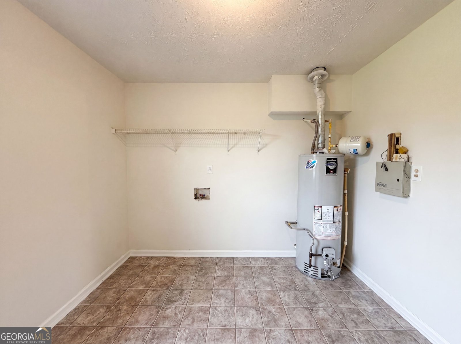 5355 Queen Ester Court Ellenwood - Photo 17
