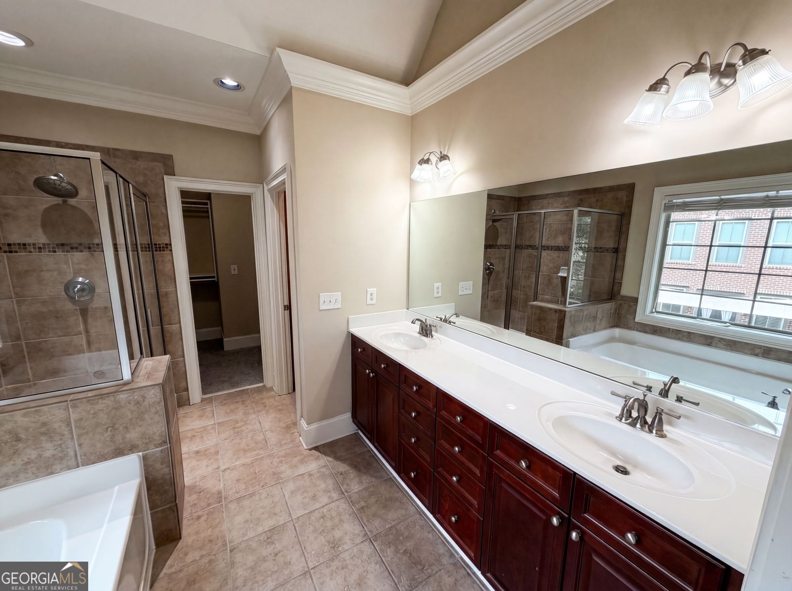 2370 Crescent Park Court Atlanta - Photo 11