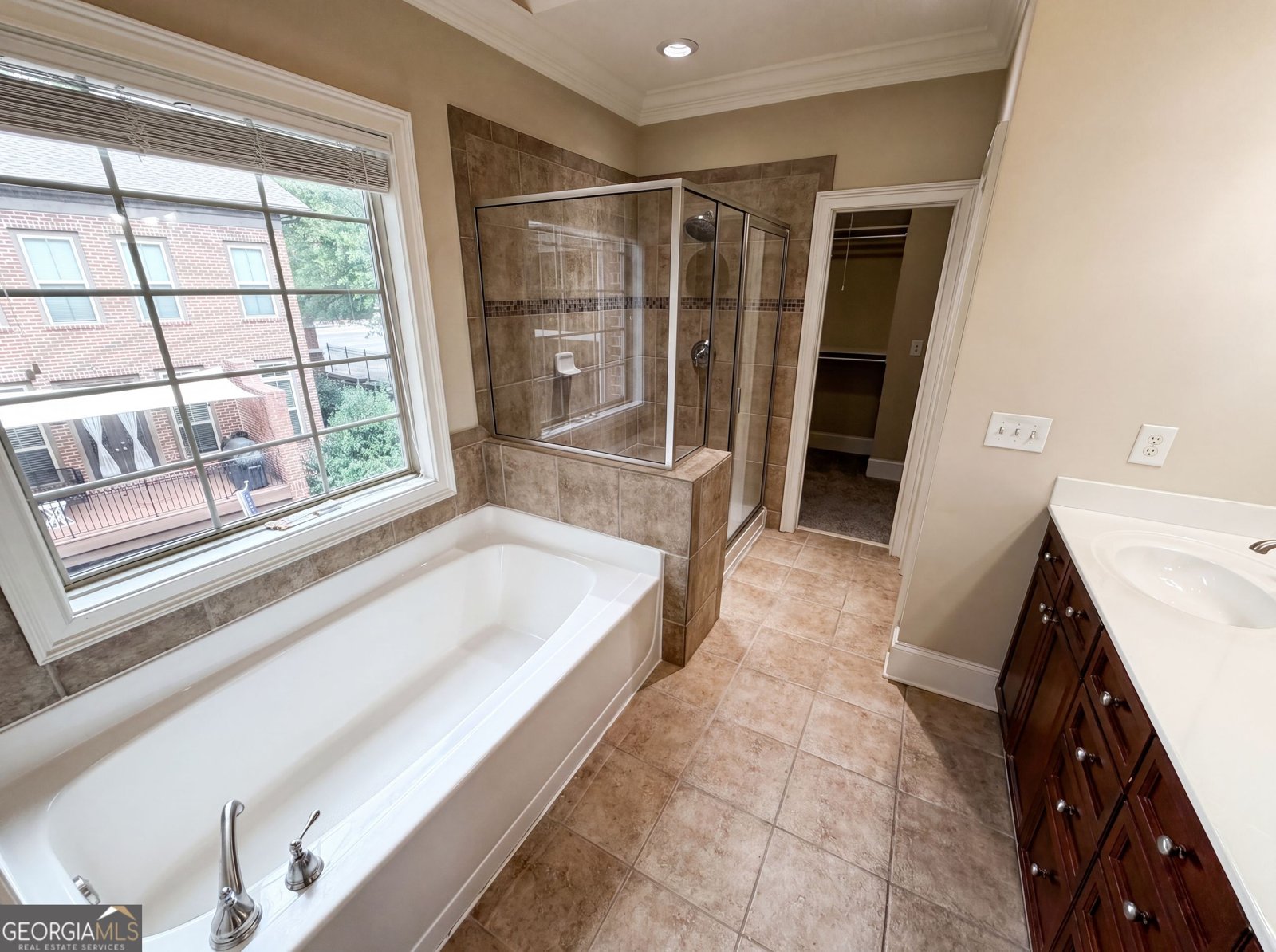 2370 Crescent Park Court Atlanta - Photo 12