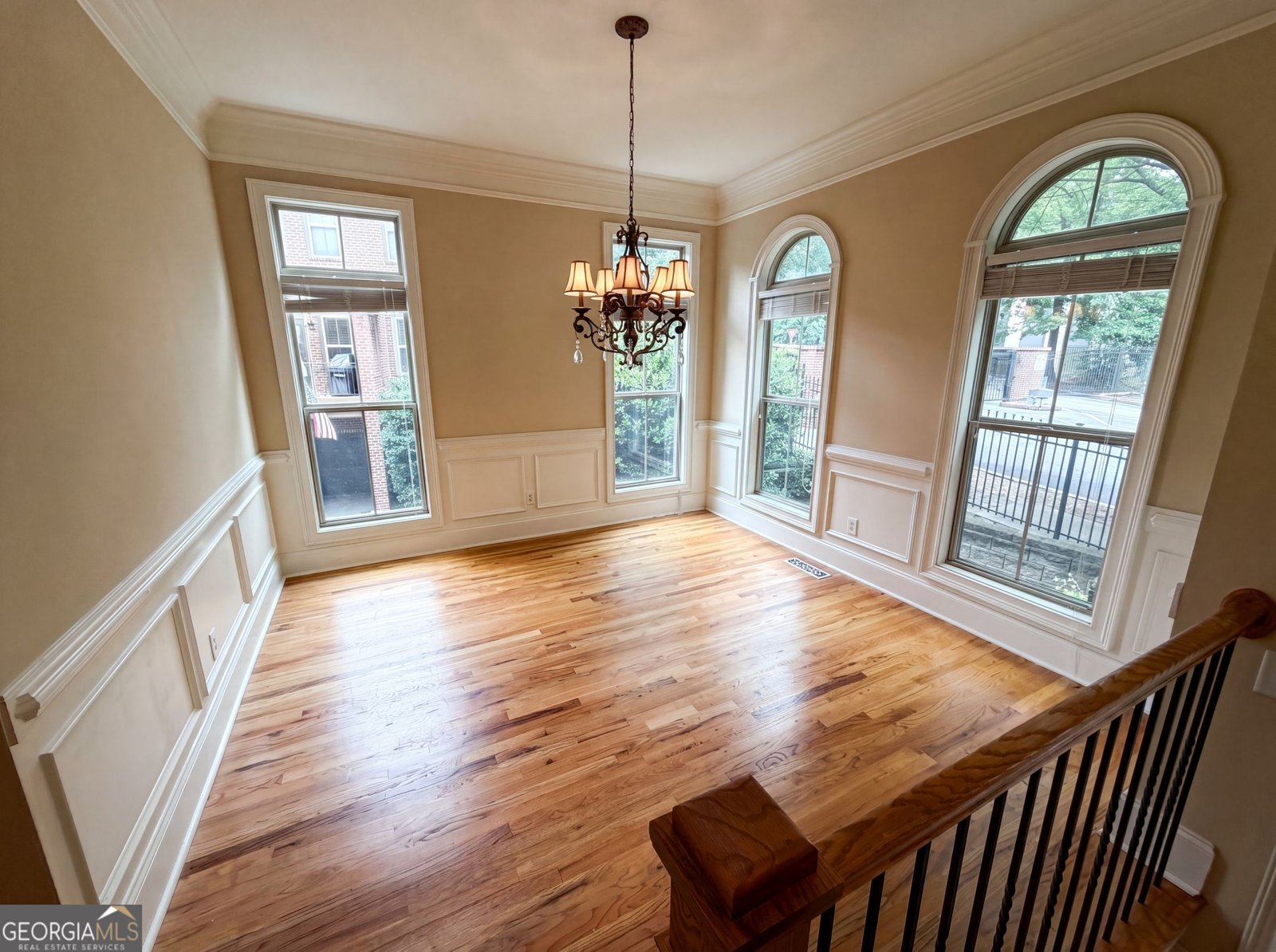 2370 Crescent Park Court Atlanta - Photo 6