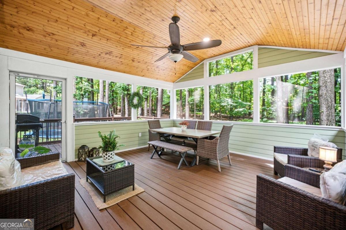 4220 Mary Court Peachtree Corners - Photo 10