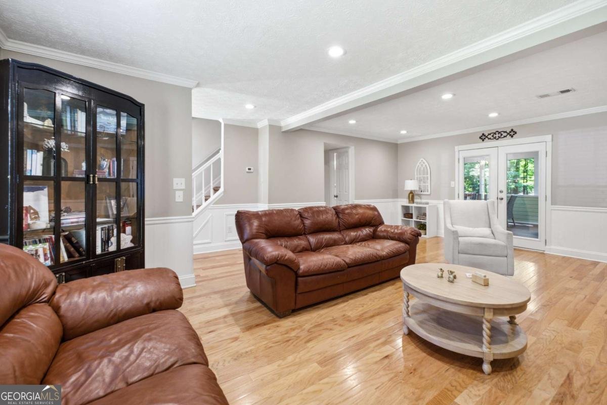 4220 Mary Court Peachtree Corners - Photo 12
