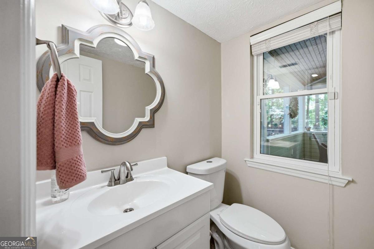 4220 Mary Court Peachtree Corners - Photo 19