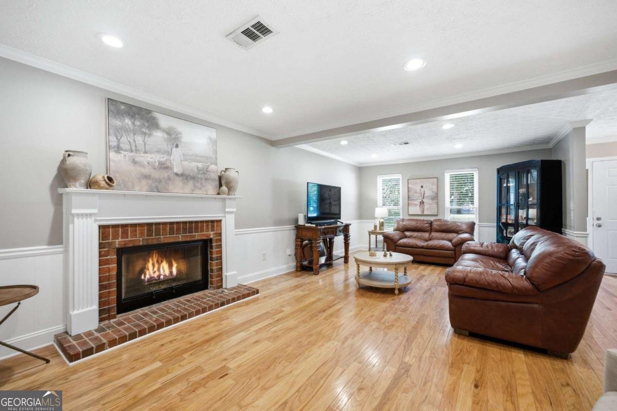 4220 Mary Court Peachtree Corners - Photo 6