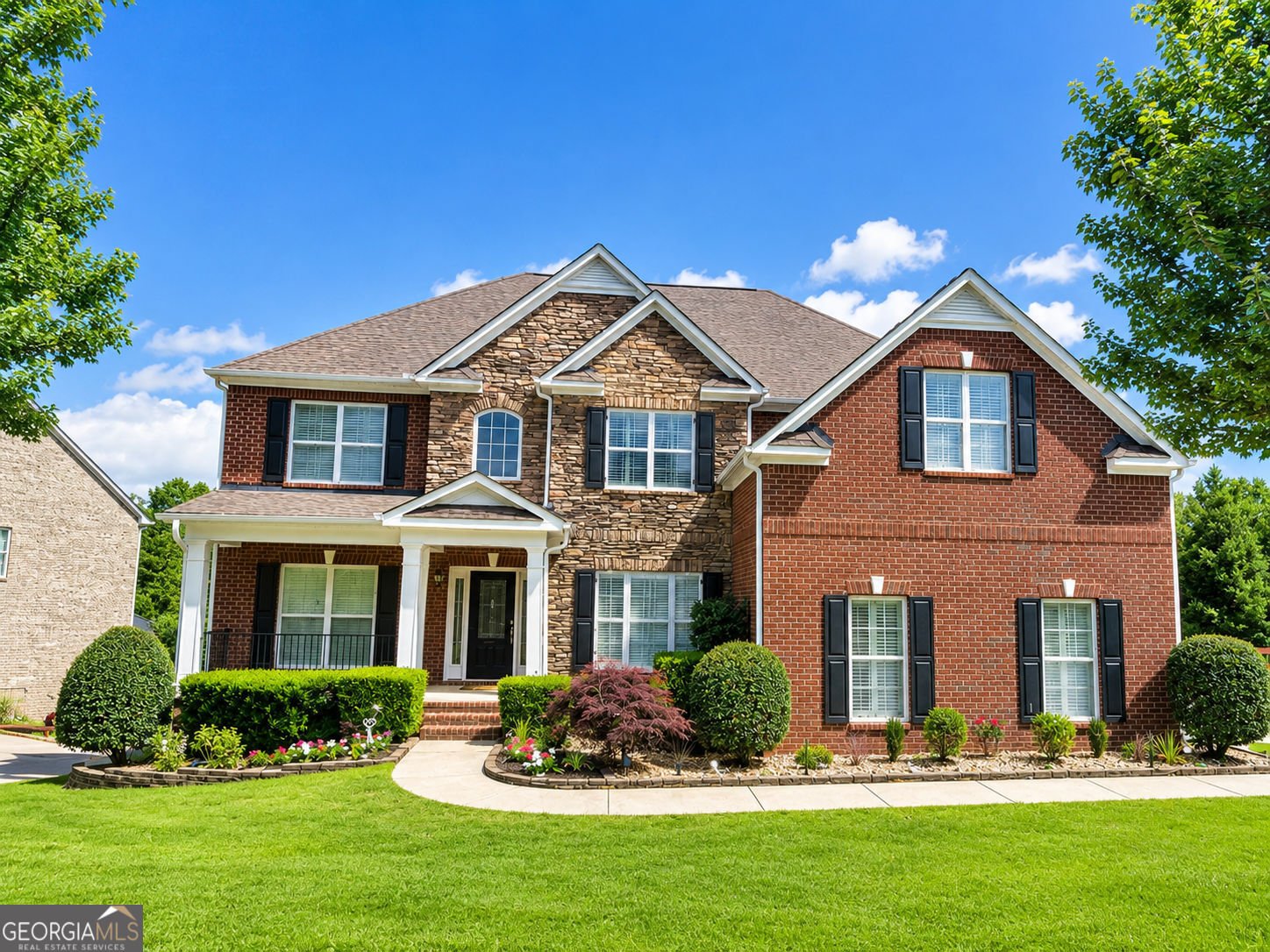 2825 Waterstone Drive Cumming - main photo