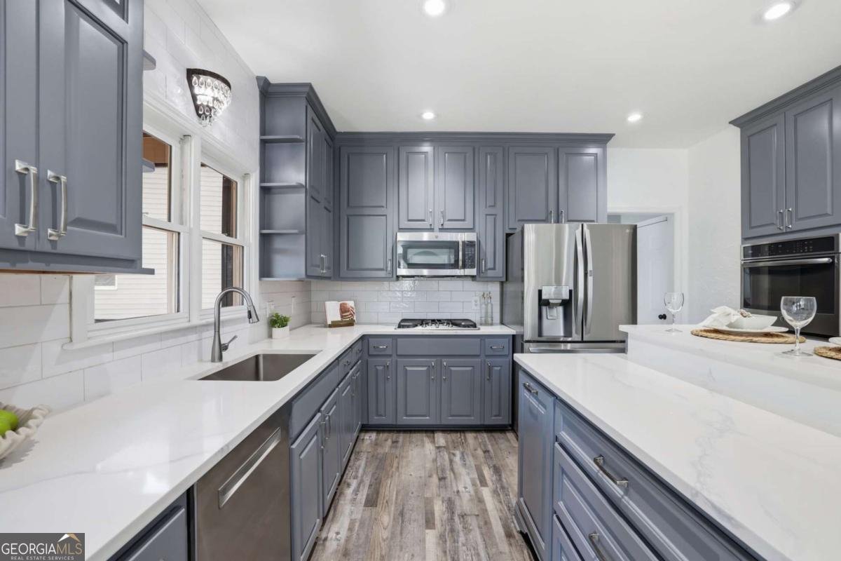 523 Waterside Court Canton - Photo 17