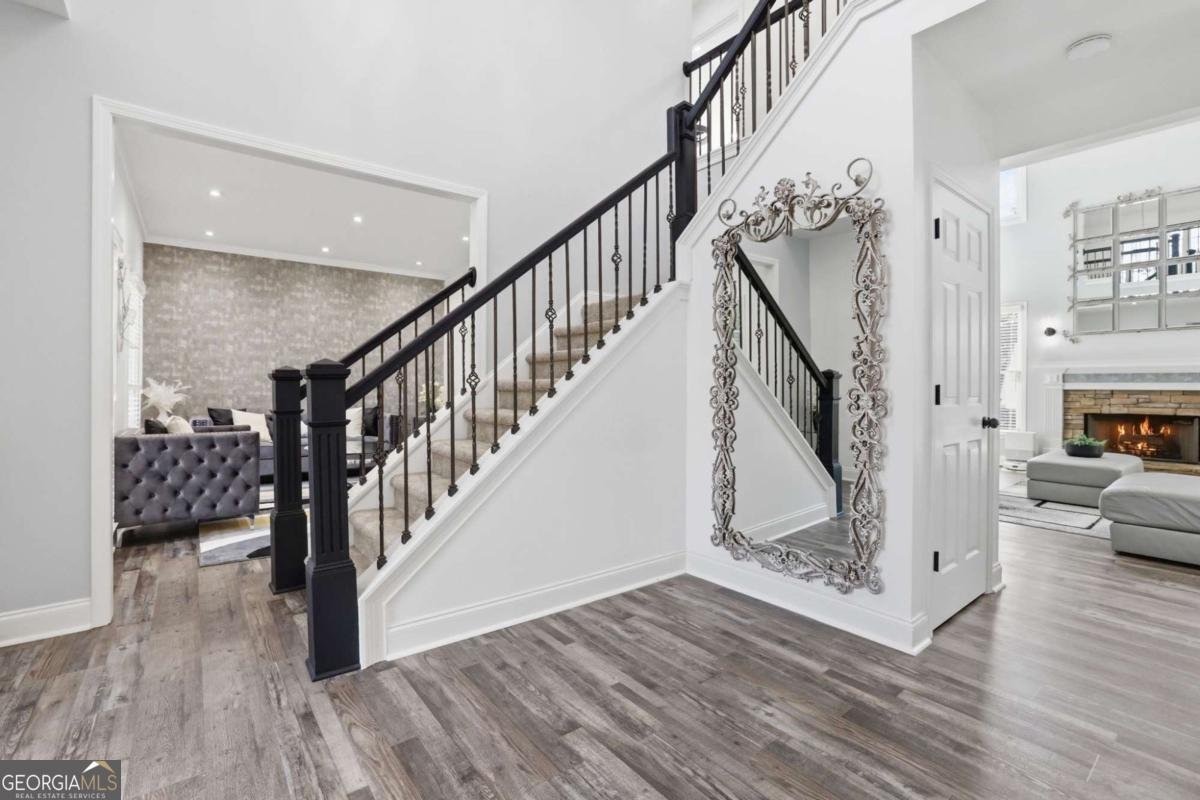 523 Waterside Court Canton - Photo 9