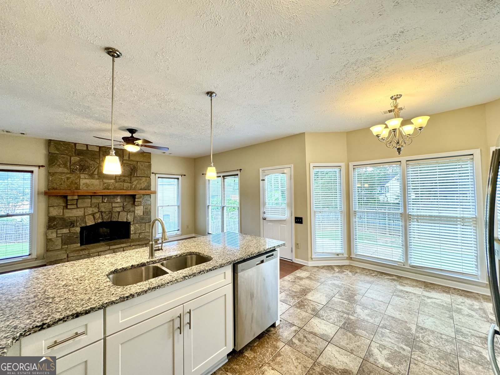 10615 Victory Gate Drive Johns Creek - Photo 14