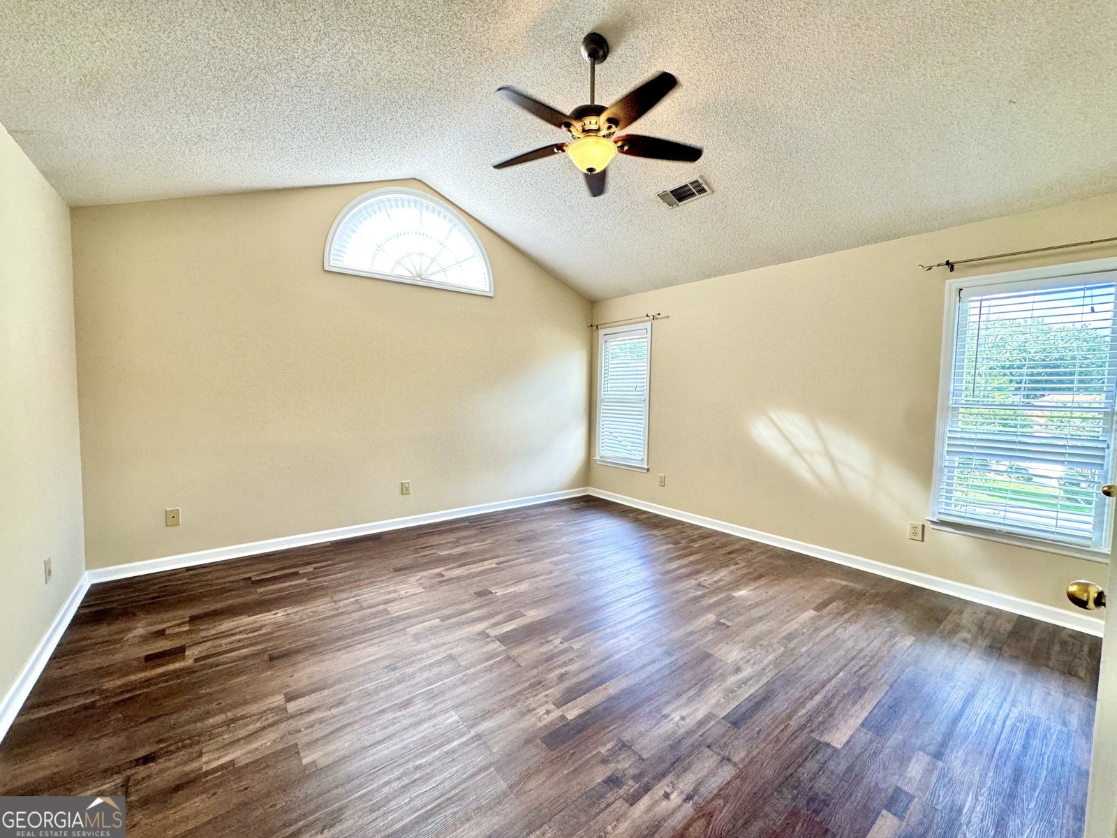 10615 Victory Gate Drive Johns Creek - Photo 19