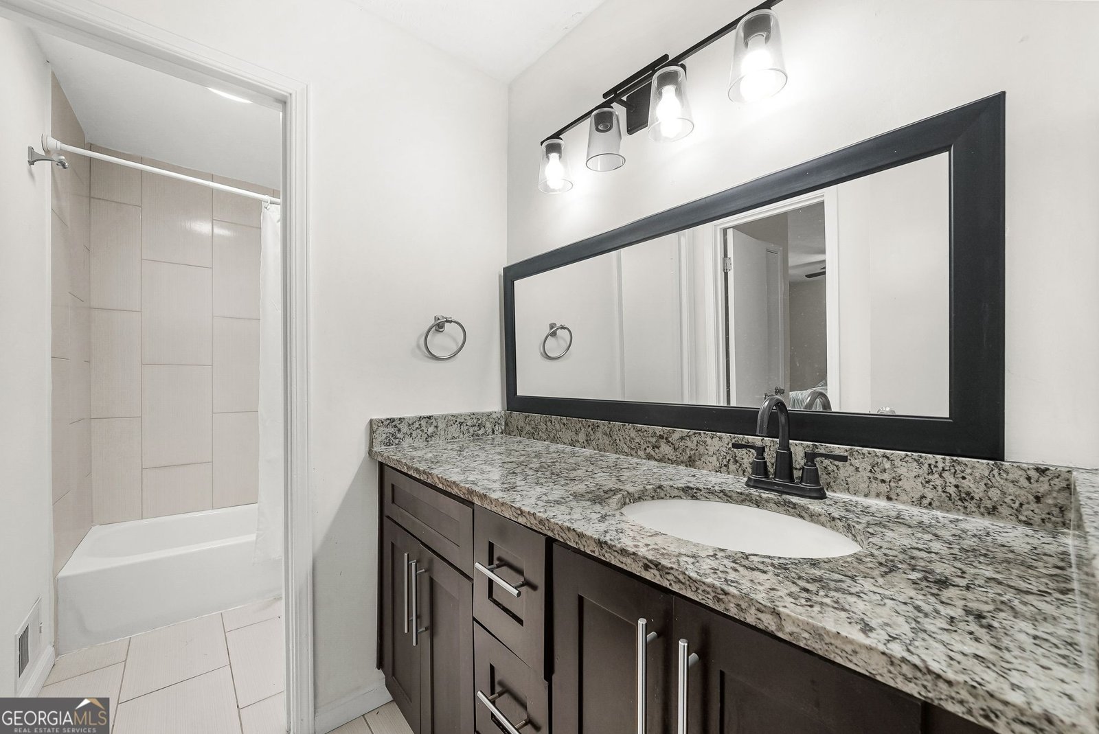 1469 Rock Court Stone Mountain - Photo 38