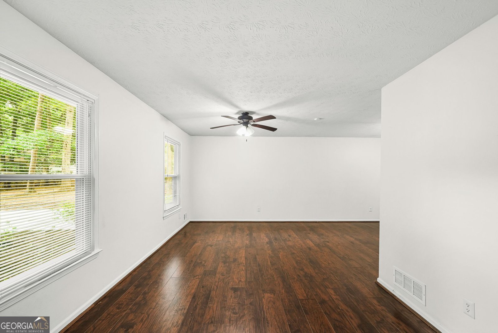 1469 Rock Court Stone Mountain - Photo 9