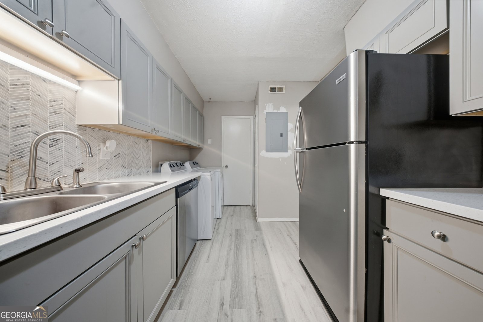 4701 Flat Shoals Road Union City - Photo 7
