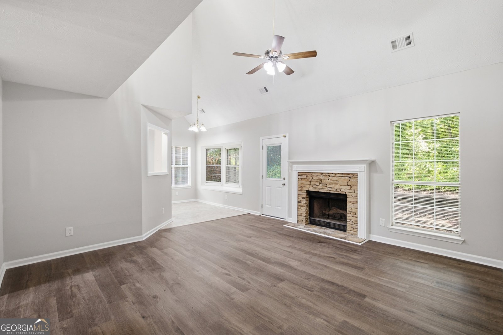 5482 Riverside Drive Sugar Hill - Photo 10