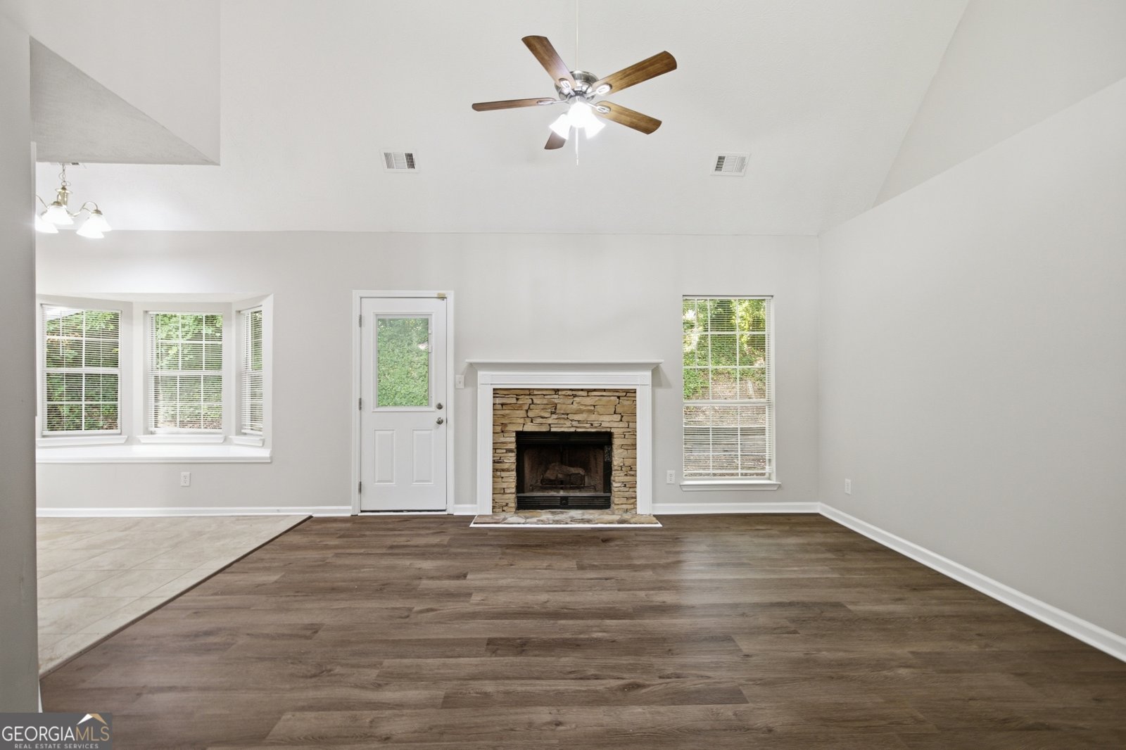 5482 Riverside Drive Sugar Hill - Photo 11
