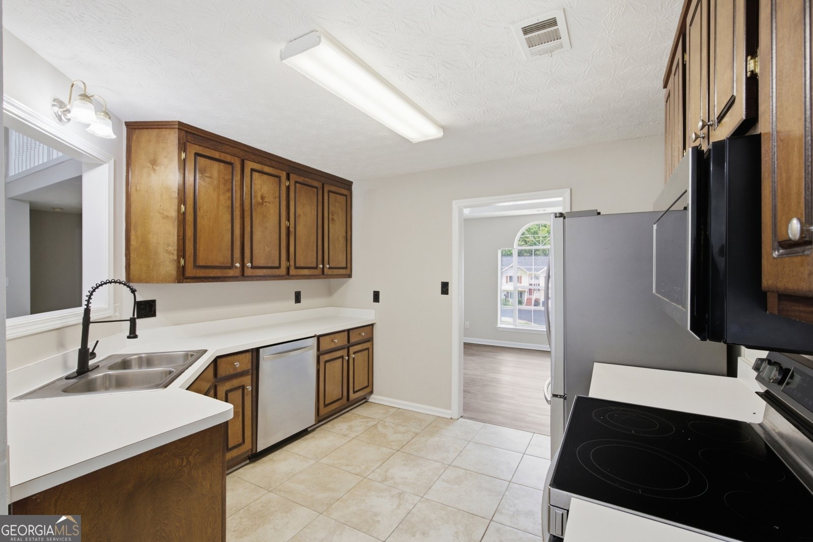 5482 Riverside Drive Sugar Hill - Photo 7