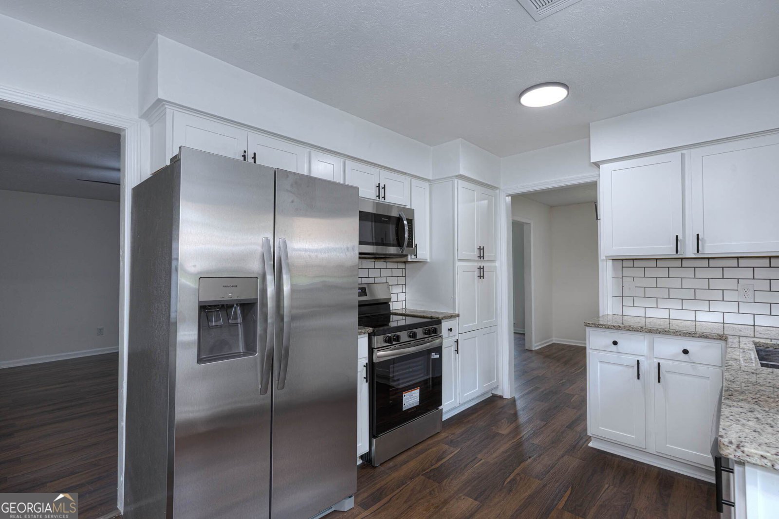 4900 Montego Drive Columbus - Photo 6