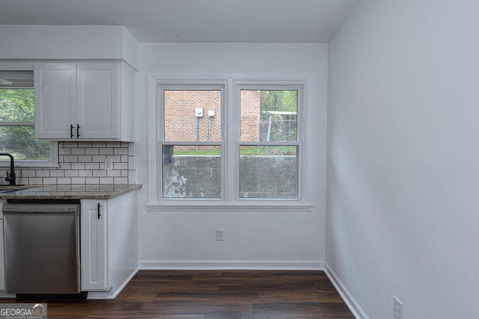 4900 Montego Drive Columbus - Photo 9