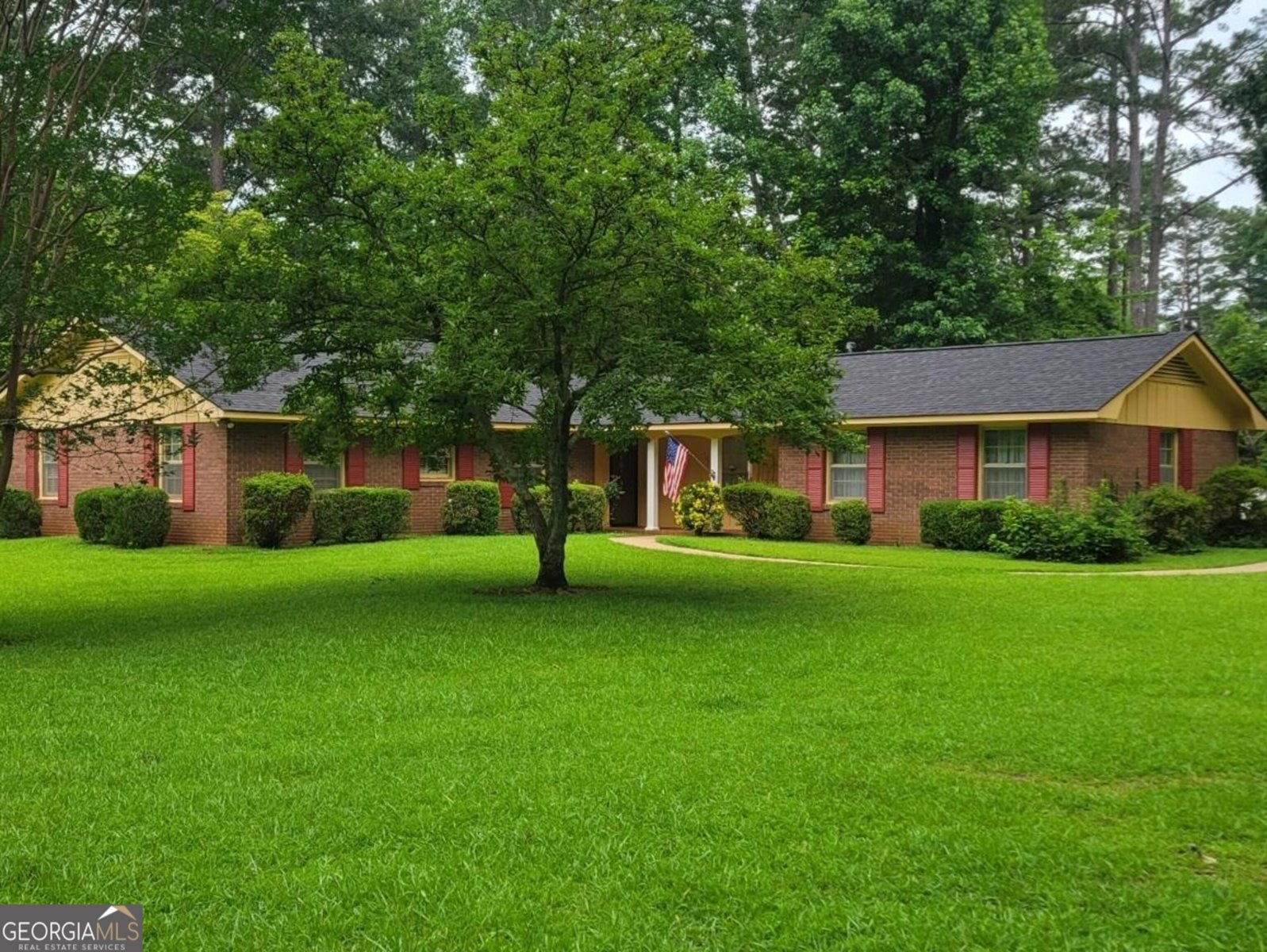 146 Cascade Circle Lagrange - main photo