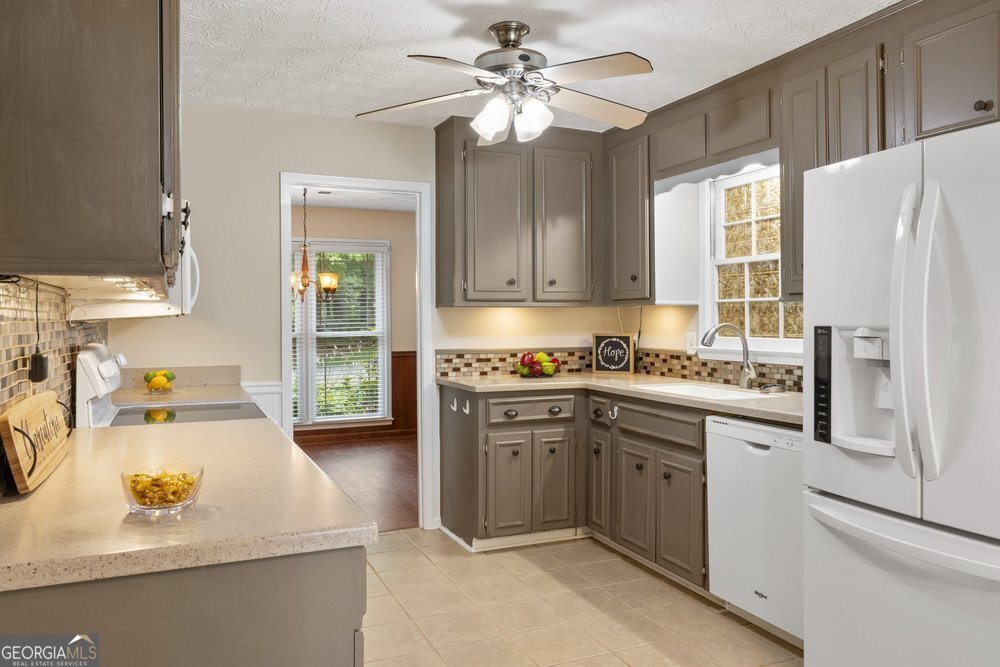 4455 Dunmovin Drive Kennesaw - Photo 16