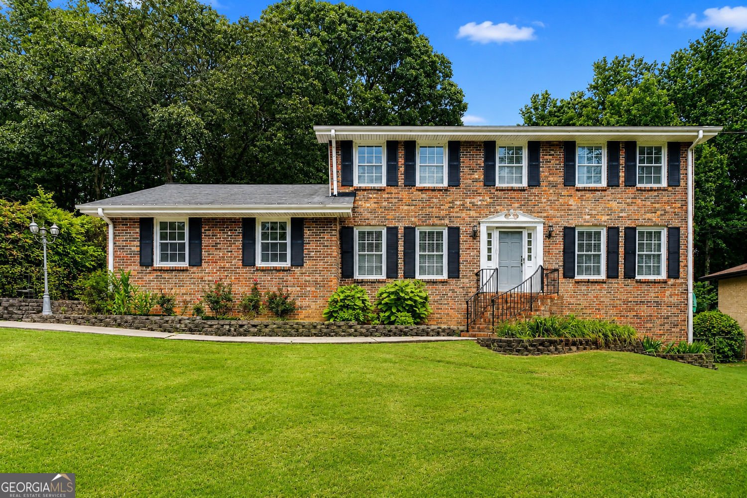 1683 Oak Ridge Circle Stone Mountain - main photo
