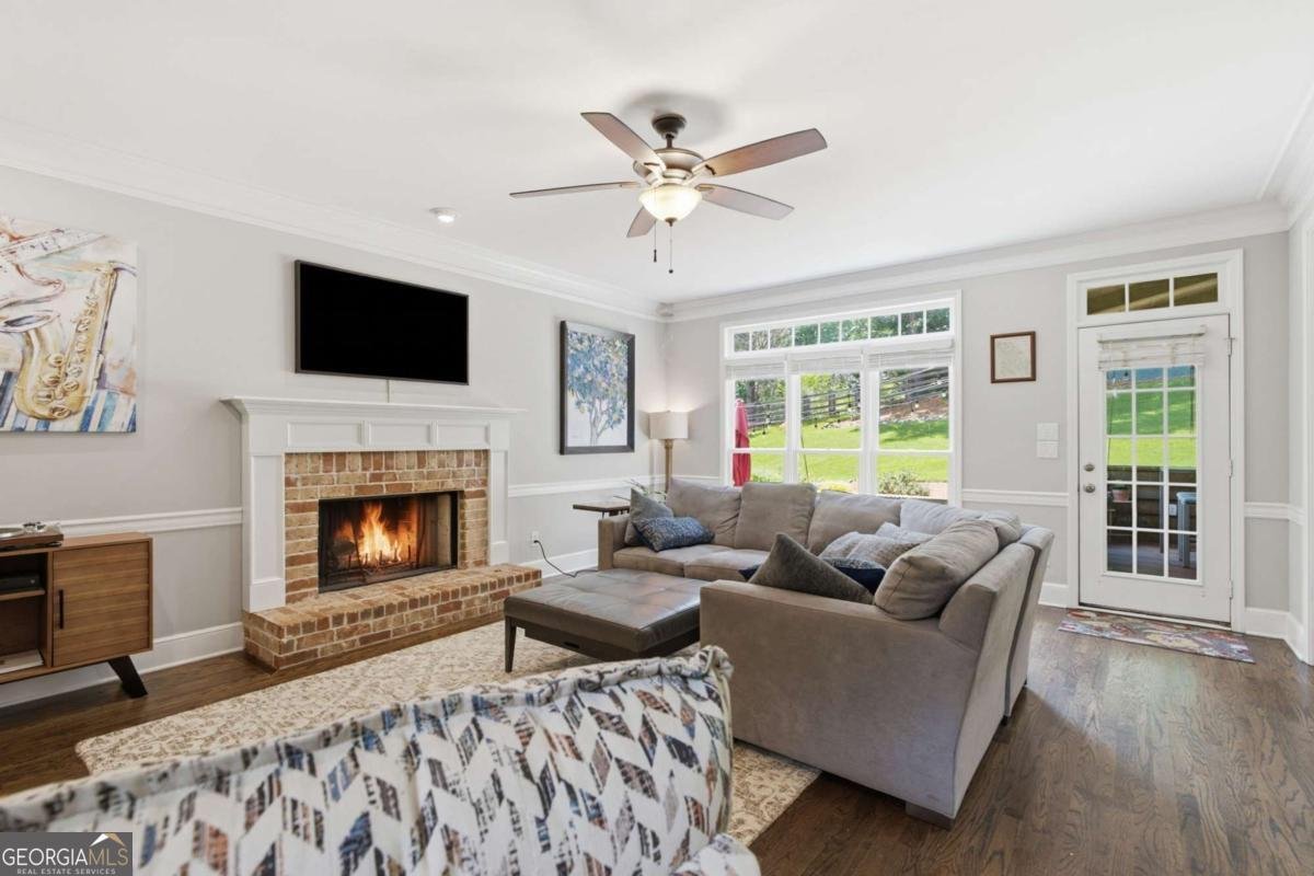 112 Grandcrest Drive Suwanee - Photo 7